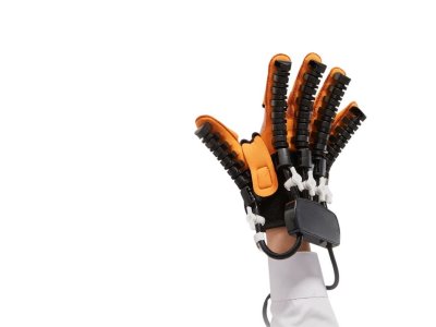 Měsíční pronájem rehabilitační robotické rukavice